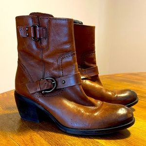 CLARKS Leather Mid-boot Women’s 8 1/2